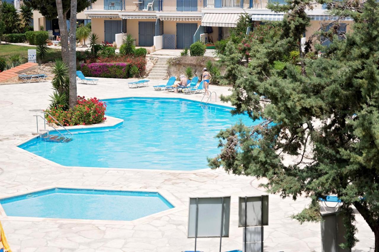 Paradise Gardens With A Large Terrace Paphos Exteriér fotografie